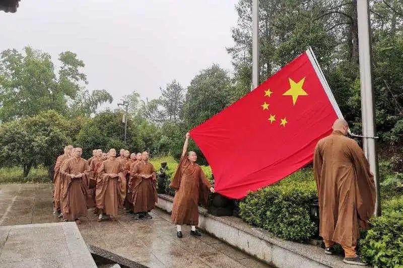 全面了解关于职场小人很常见,如何应对职场讨厌小人?的知识问答